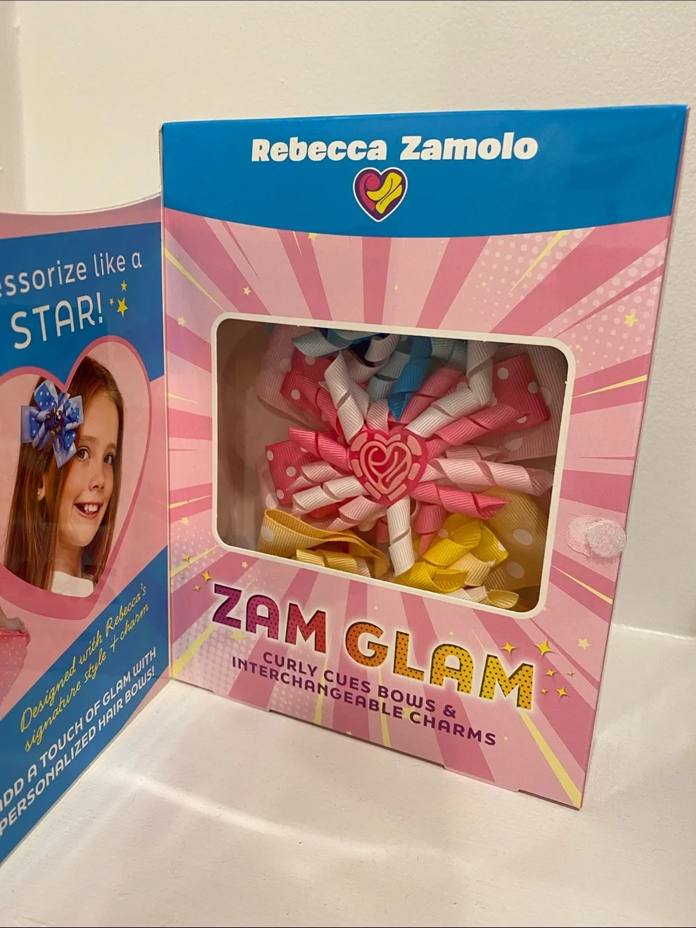 NEW IN BOX Zam Glam Pink Curly Cues Bows with Interchangeable Charms